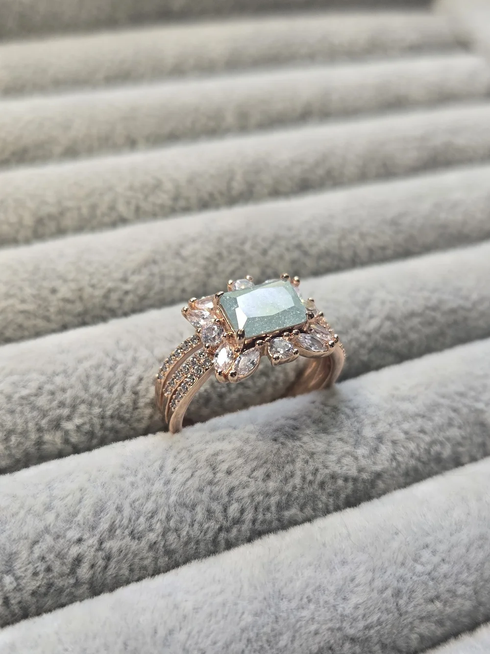 Size 8 Bomb Party Blue Sapphire Ice Crystal Rose Gold Plated